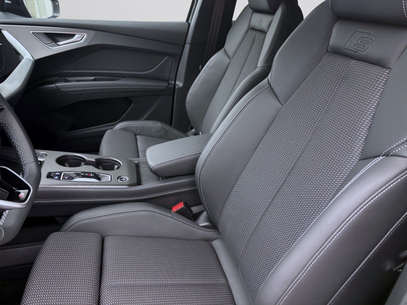 Bild 8: Audi Q4 SUV e-tron PERFORMANCE S LINE AHK HuD 360° LM20