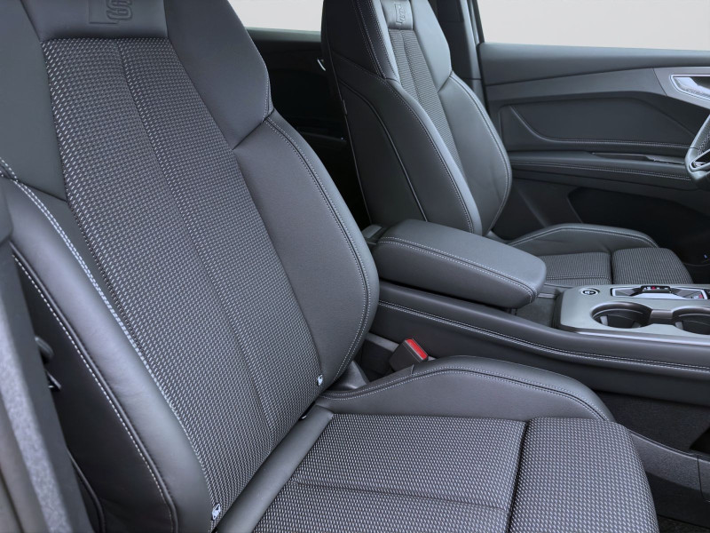 Bild 15: Audi Q4 SUV e-tron PERFORMANCE S LINE AHK HuD 360° LM20