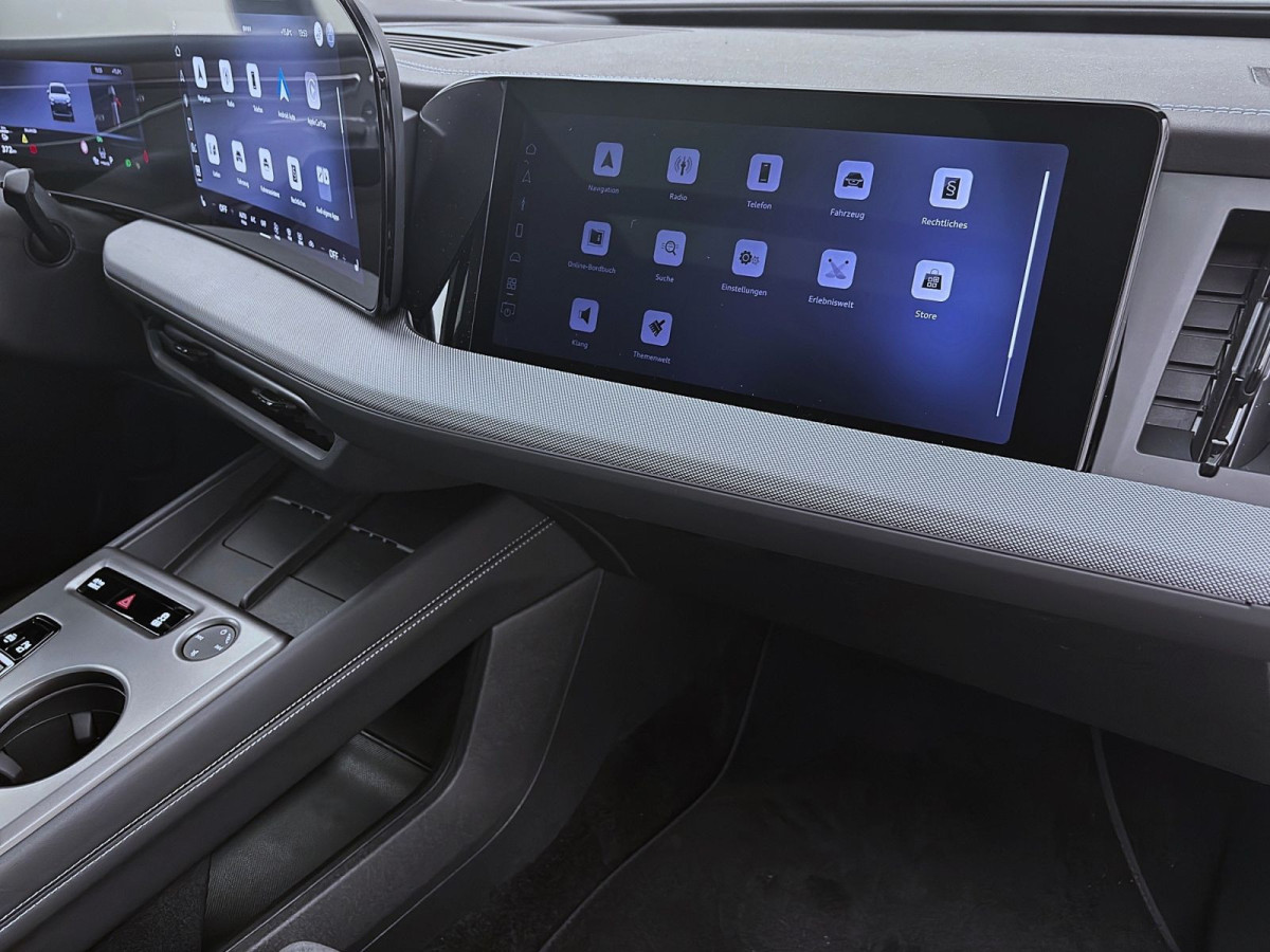 Thumb 17: Audi Q4 SUV e-tron Q S LINE AHK PANO 360* SONOS STDHZG