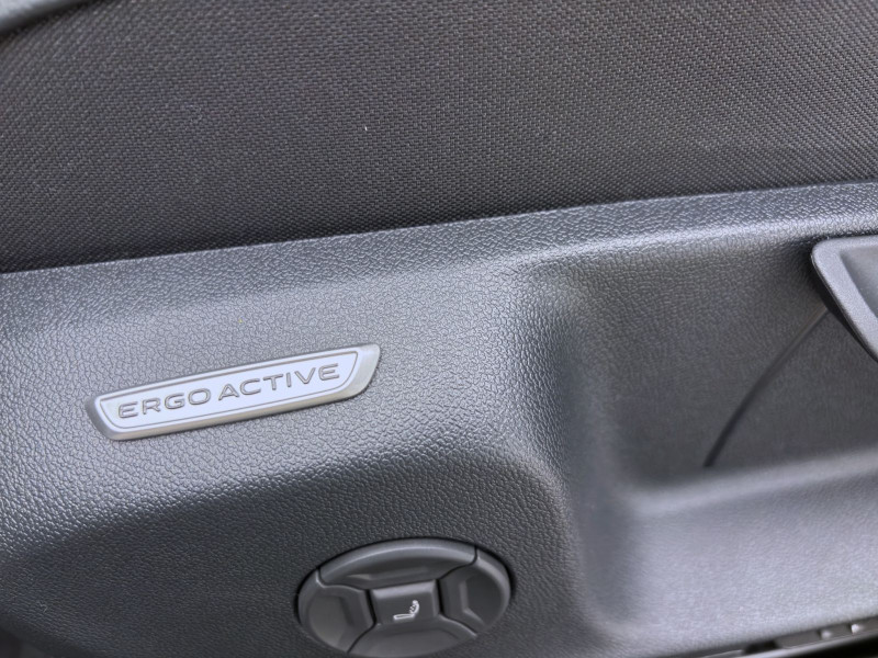 Bild 18: Volkswagen T-Roc 1.5 eTSI DSG STYLE NAVI HuD KAMERA SITZHZG