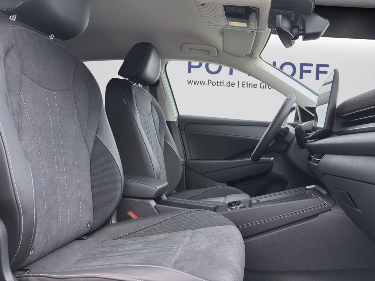 Thumb 16: Volkswagen T-Roc 1.5 eTSI DSG STYLE NAVI HuD KAMERA SITZHZG