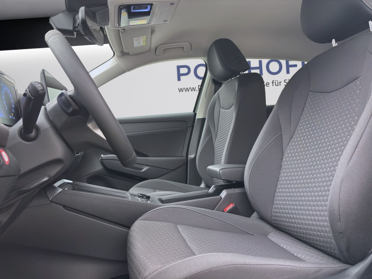 Thumb 9: Volkswagen T-Roc 1.5 eTSI DSG LIFE NAVI KAMERA SITZHZG LED+