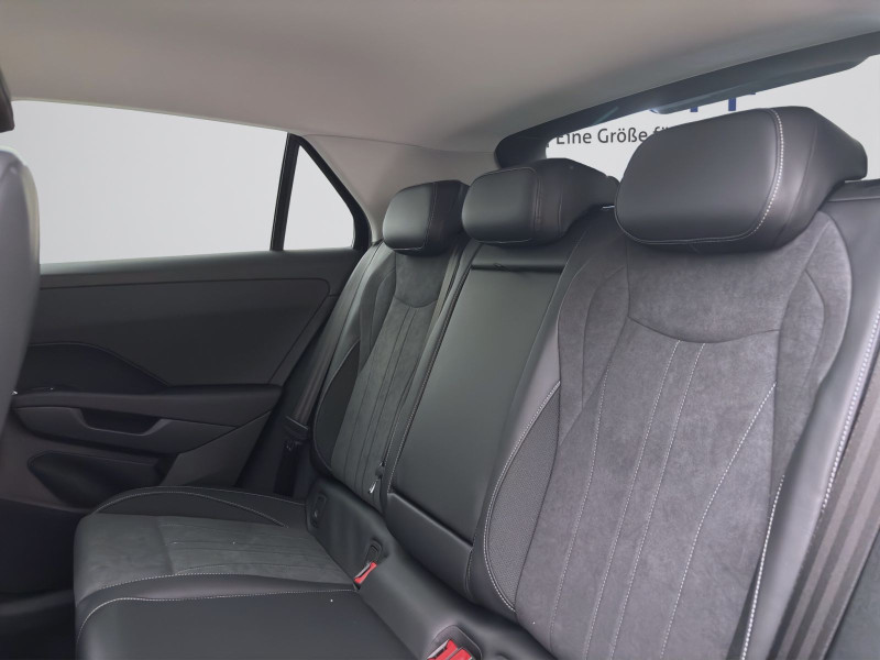 Bild 15: Volkswagen T-Roc 1.5 eTSI DSG STYLE KAMERA SITZHZG HuD LED+