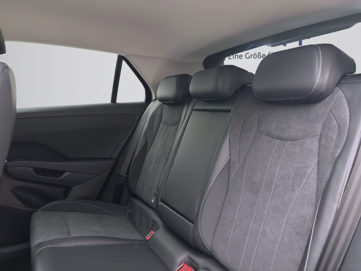 Thumb 15: Volkswagen T-Roc 1.5 eTSI DSG STYLE KAMERA SITZHZG HuD LED+