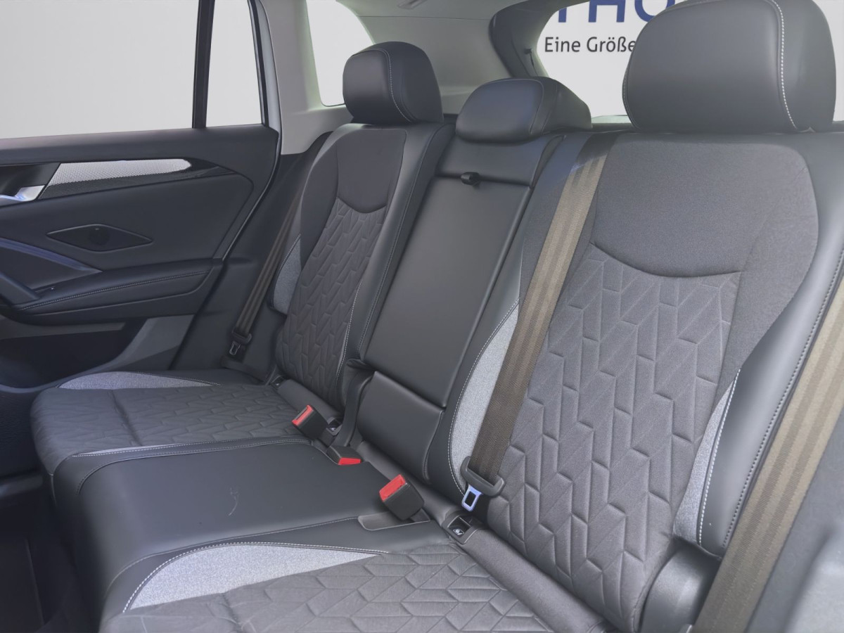 Thumb 15: Volkswagen Tiguan 2.0 TDI DSG ENERGY STDHZG AHK KAMERA NAVI