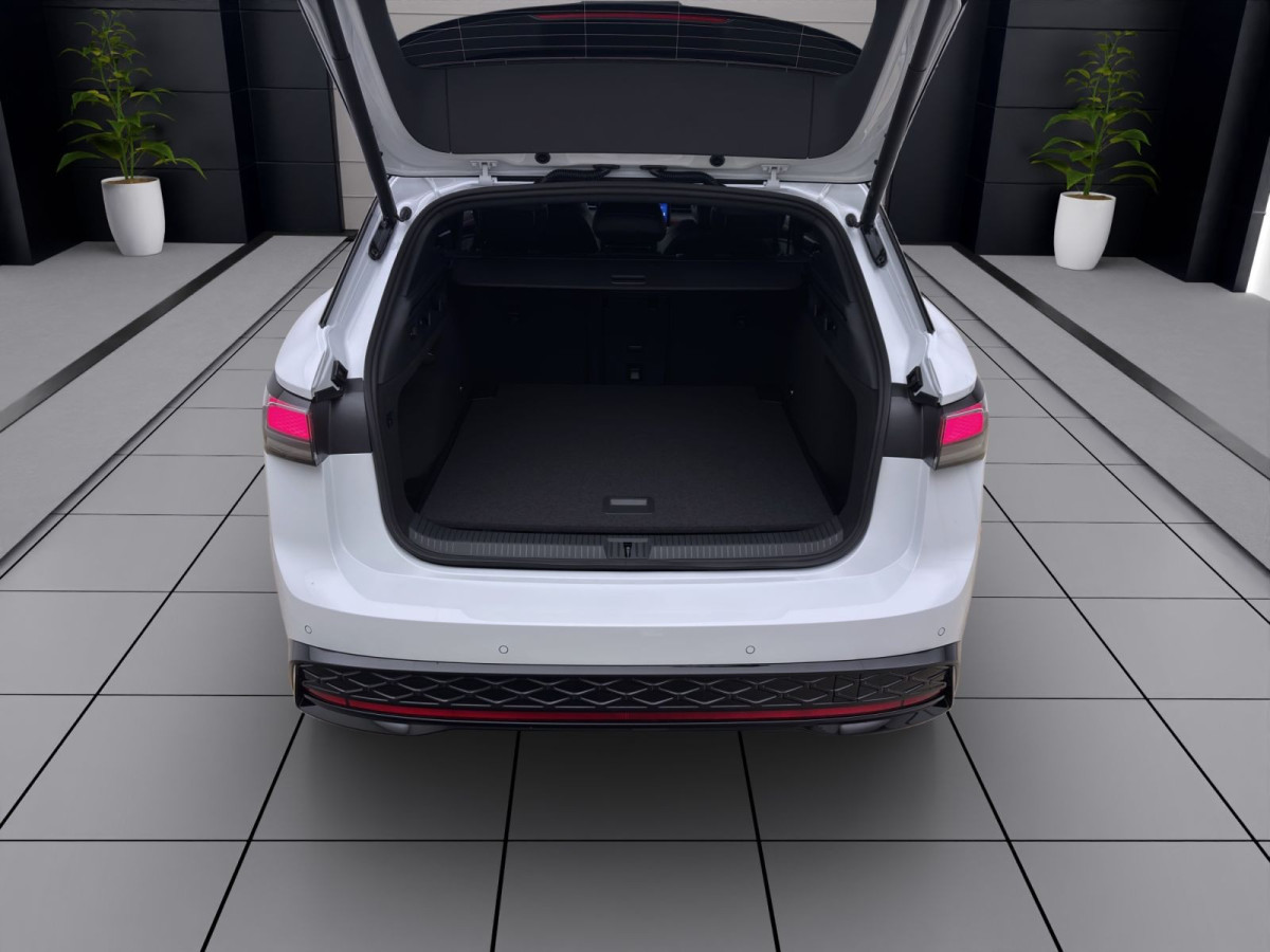 Thumb 4: Volkswagen ID.7 Tourer 4M GTX AHK IQ.LIGHT NAVI DCC
