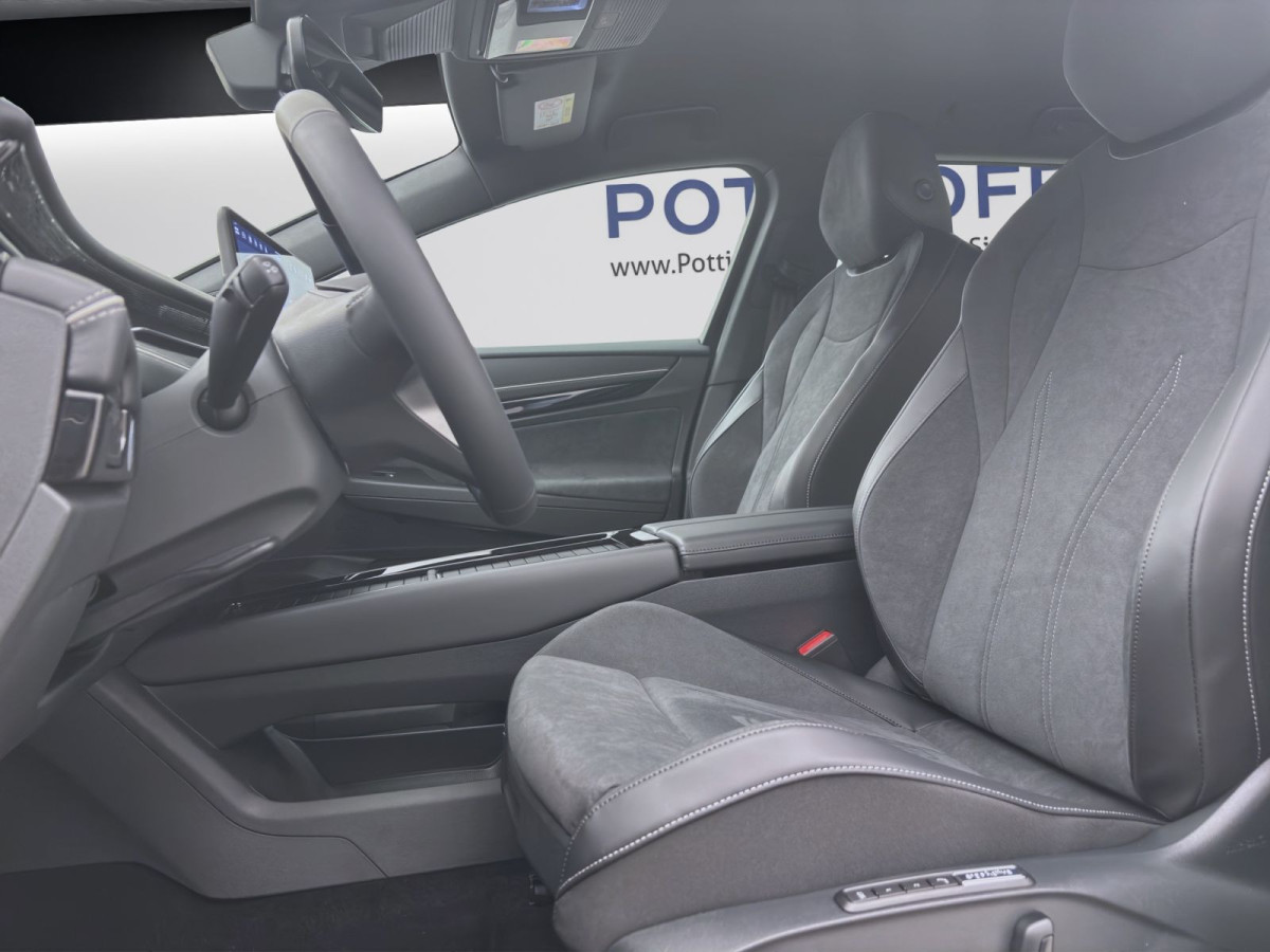 Thumb 9: Volkswagen ID.7 Tourer PRO S AHK NAVI KAMERA SITZHZG