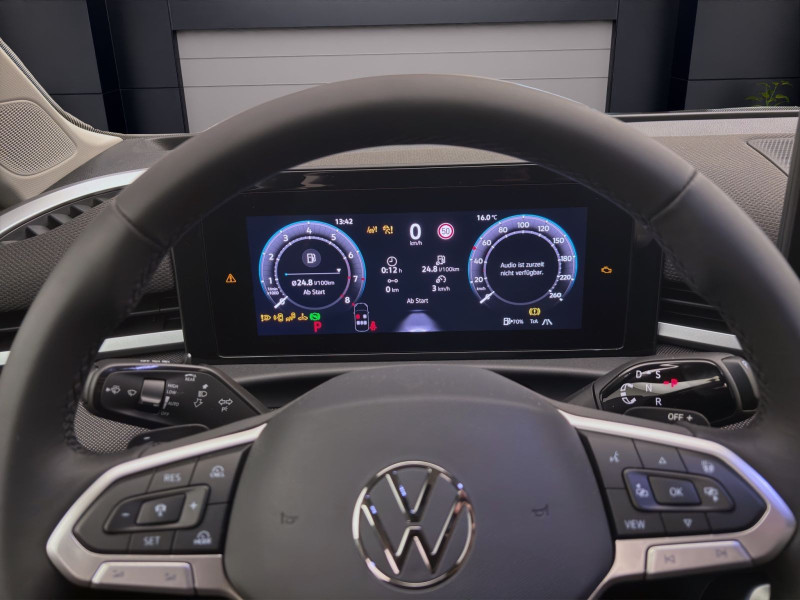 Bild 12: Volkswagen T-Roc 1.5 eTSI DSG LIFE NAVI KAMERA SITZHZG LED+