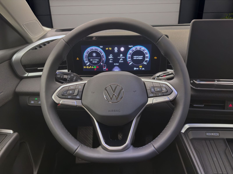 Bild 11: Volkswagen T-Roc 1.5 eTSI DSG LIFE NAVI KAMERA SITZHZG LED+
