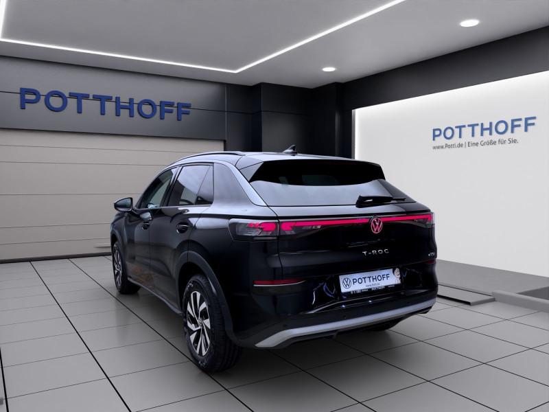 Bild 2: Volkswagen T-Roc 1.5 eTSI DSG LIFE NAVI KAMERA SITZHZG LED+
