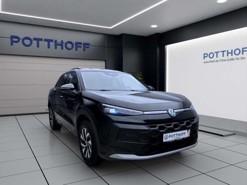 Bild 6: Volkswagen T-Roc 1.5 eTSI DSG LIFE NAVI KAMERA SITZHZG LED+