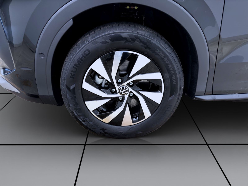 Bild 8: Volkswagen T-Roc 1.5 eTSI DSG LIFE NAVI KAMERA SITZHZG LED+