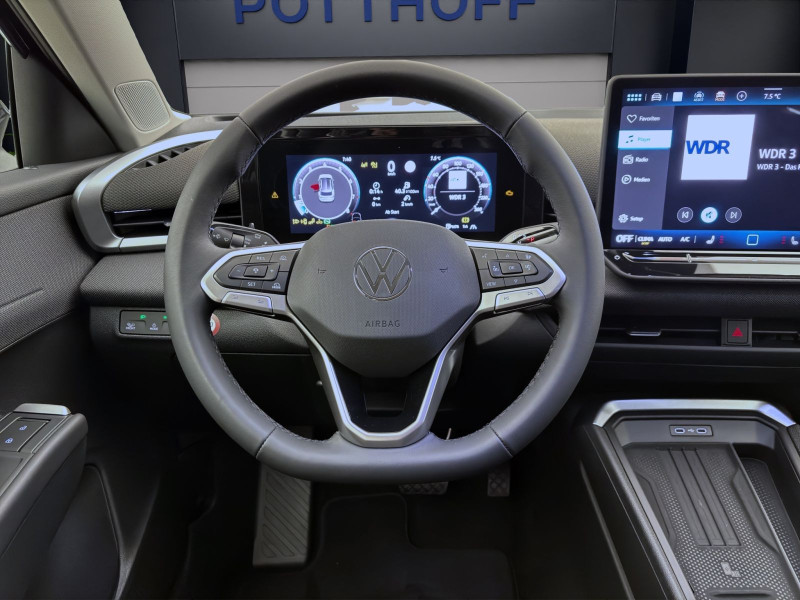 Bild 11: Volkswagen T-Roc 1.5 eTSI DSG LIFE NAVI KAMERA SITZHZG LED+