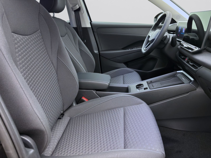 Bild 16: Volkswagen T-Roc 1.5 eTSI DSG LIFE NAVI KAMERA SITZHZG LED+