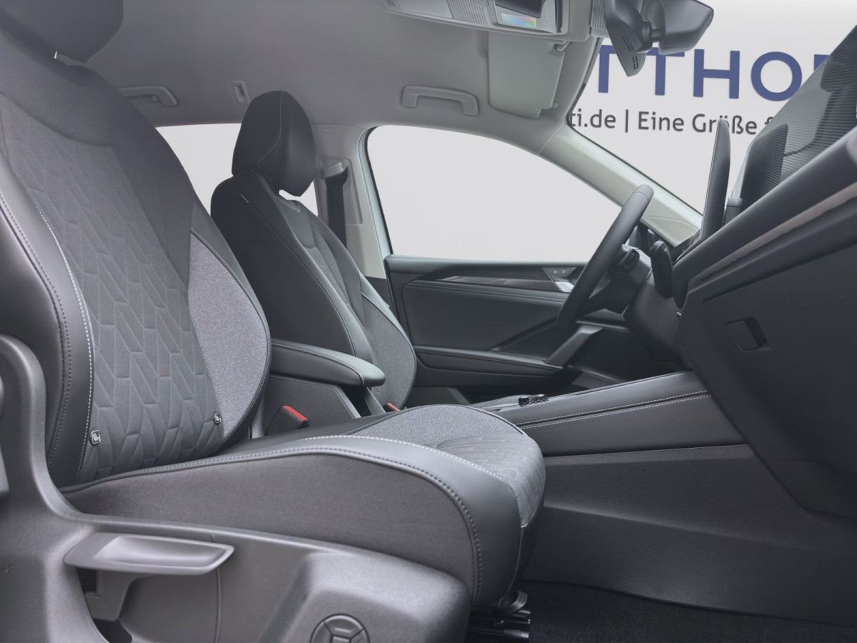 Thumb 16: Volkswagen Tiguan 1.5 TSI eHybrid DSG ENERGY AHK KAMERA SITZHZG LED