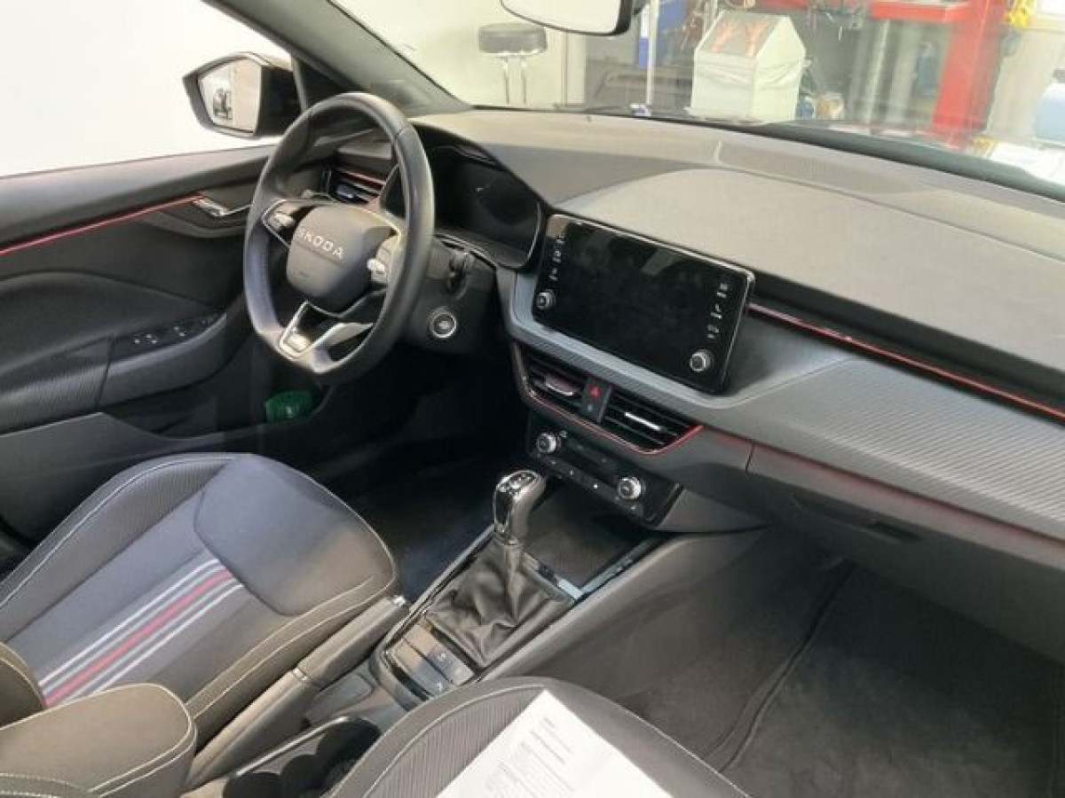 Thumb 5: Škoda Kamiq 1.0 TSI DSG MONTE CARLO PANO KAMERA SITZHZG PDC
