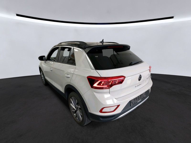 Bild 3: Volkswagen T-Roc 1.5 TSI DSG MOVE IQ.LIGHT KAMERA SITZHZG