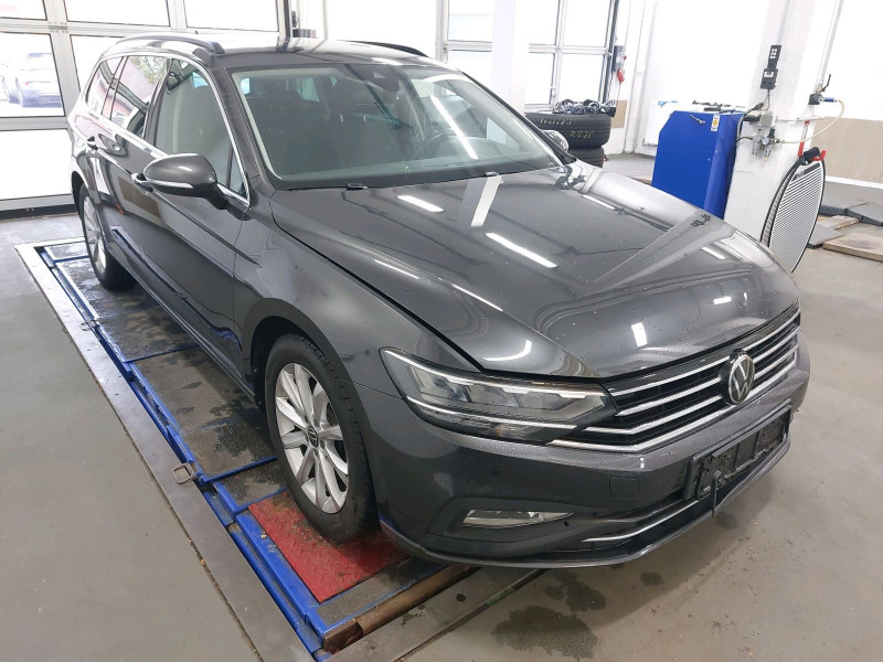 Bild 2: Volkswagen Passat Variant 1.5 TSI DSG BUSINESS NAVI SITZHZG PDC LED