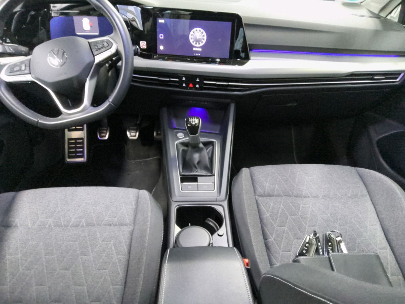 Bild 5: Volkswagen Golf 1.5 TSI MOVE NAVI SITZHZG PDC LED