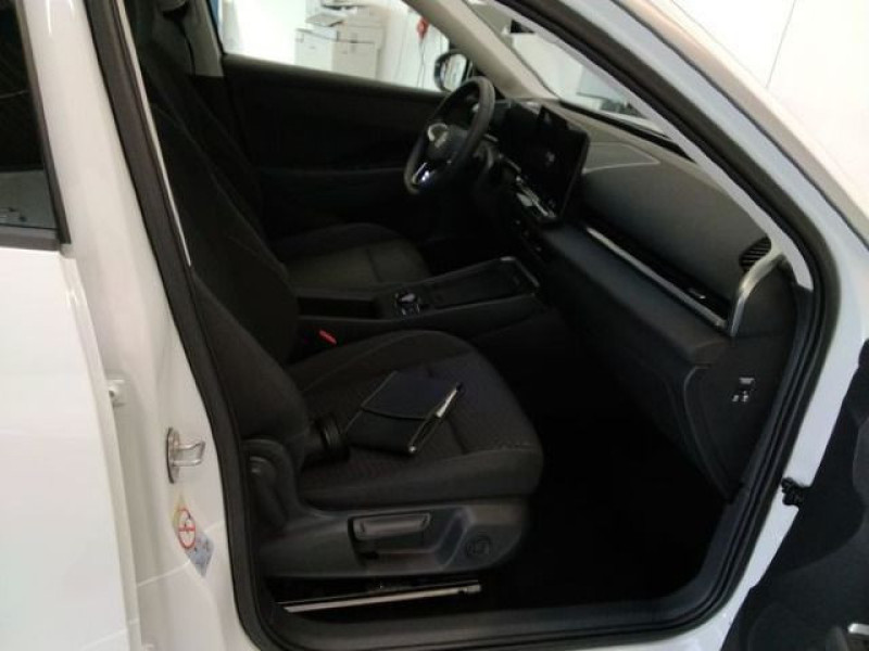 Bild 3: Volkswagen T-Roc 1.5 eTSI DSG LIFE NAVI PANO KLIMA KAMERA