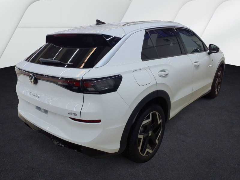 Bild 2: Volkswagen T-Roc 1.5 eTSI DSG R-LINE KAMERA AHK NAVI SITZHZG