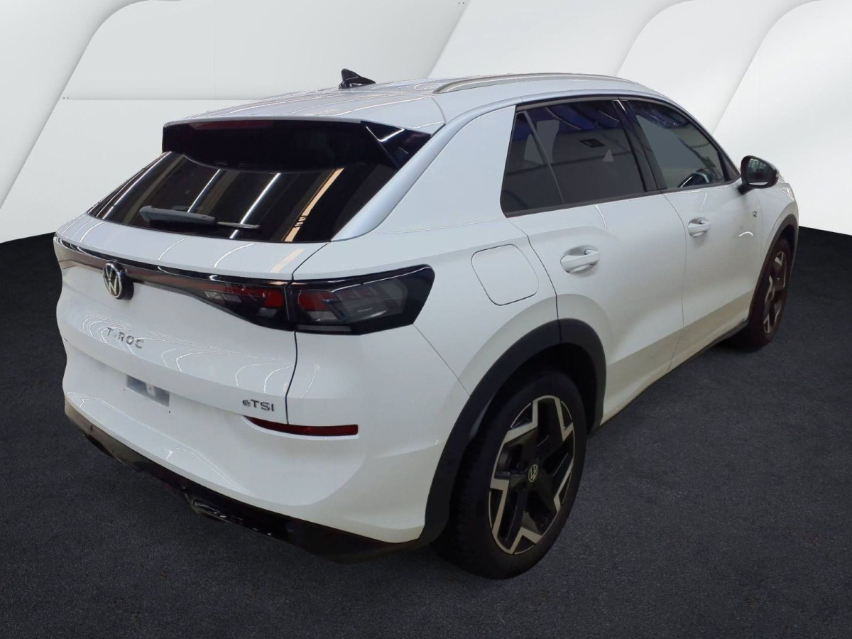 Thumb 2: Volkswagen T-Roc 1.5 eTSI DSG R-LINE KAMERA AHK NAVI SITZHZG