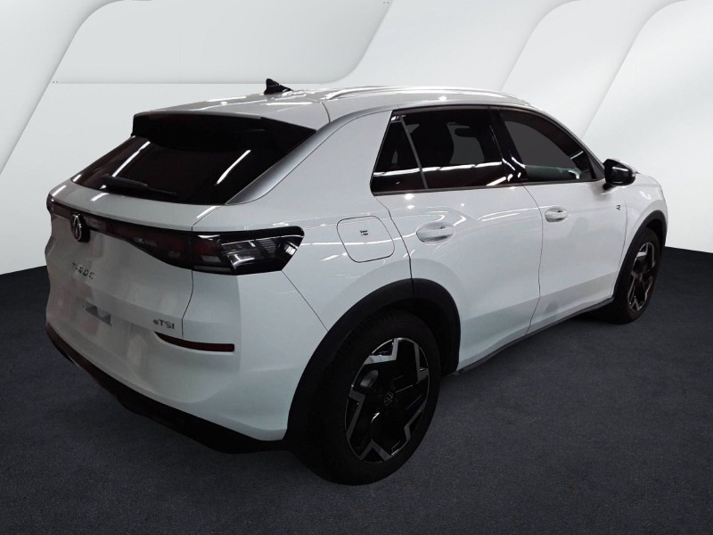 Bild 2: Volkswagen T-Roc 1.5 eTSI DSG R-LINE AHK NAVI IQ.LIGHT KAMERA