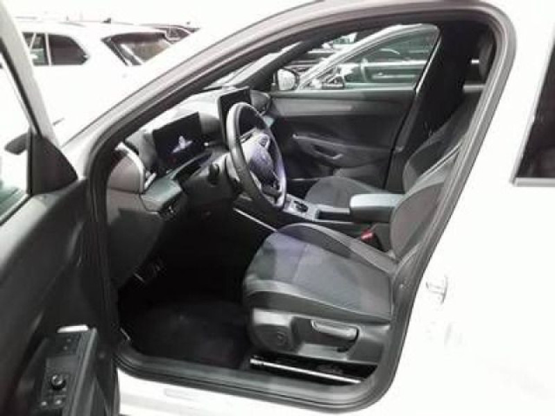 Bild 3: Volkswagen T-Roc 1.5 eTSI DSG R-LINE AHK NAVI IQ.LIGHT KAMERA