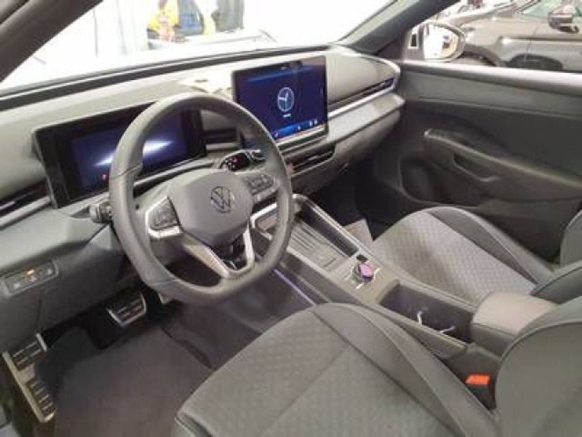 Thumb 3: Volkswagen T-Roc 1.5 eTSI DSG R-LINE NAVI AHK KLIMA KAMERA