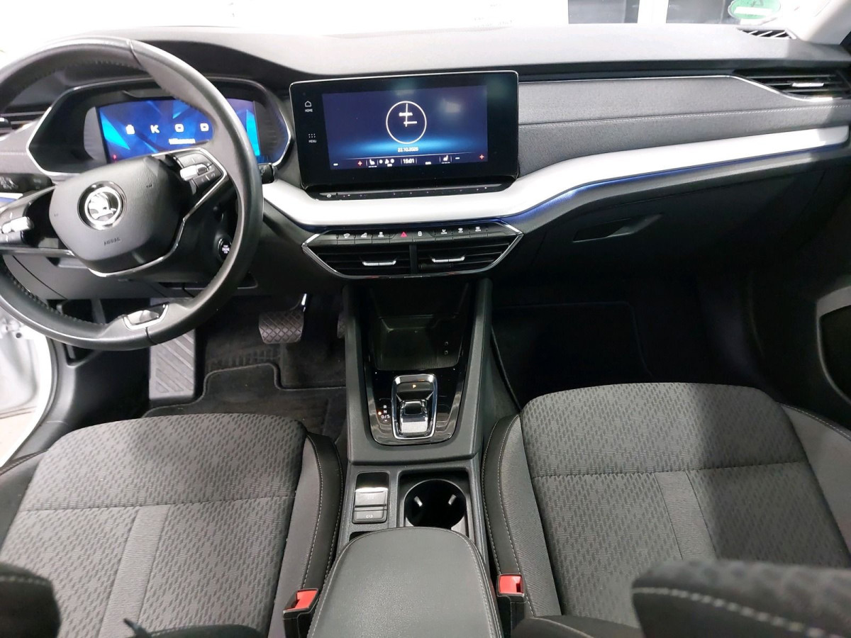 Thumb 5: Škoda Octavia Combi 2.0 TDI DSG STYLE STDHZG AHK NAVI