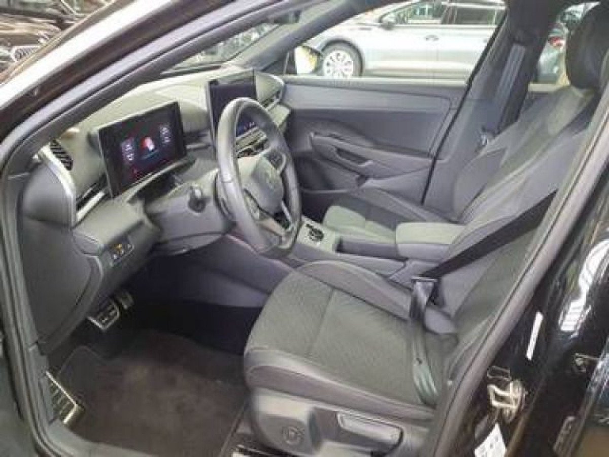 Thumb 3: Volkswagen T-Roc 1.5 eTSI DSG R-LINE AHK KAMERA NAVI SITZHZG