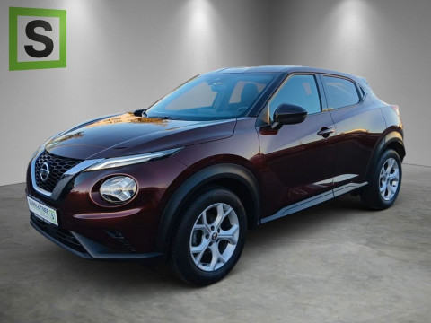 Automodell: Juke in der Farbe rot