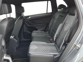 Volkswagen Tiguan Allspace R-Line – image 16 of 25