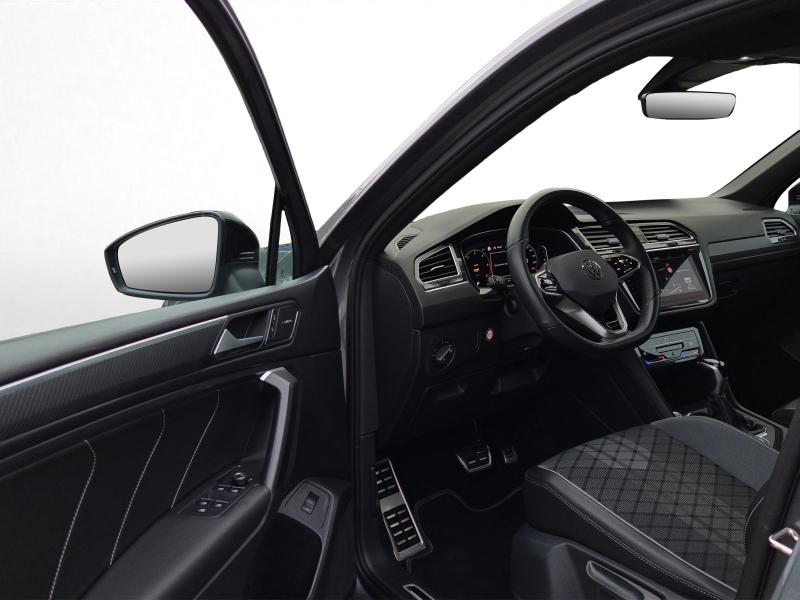 Volkswagen Tiguan Allspace R-Line – image 14 of 25