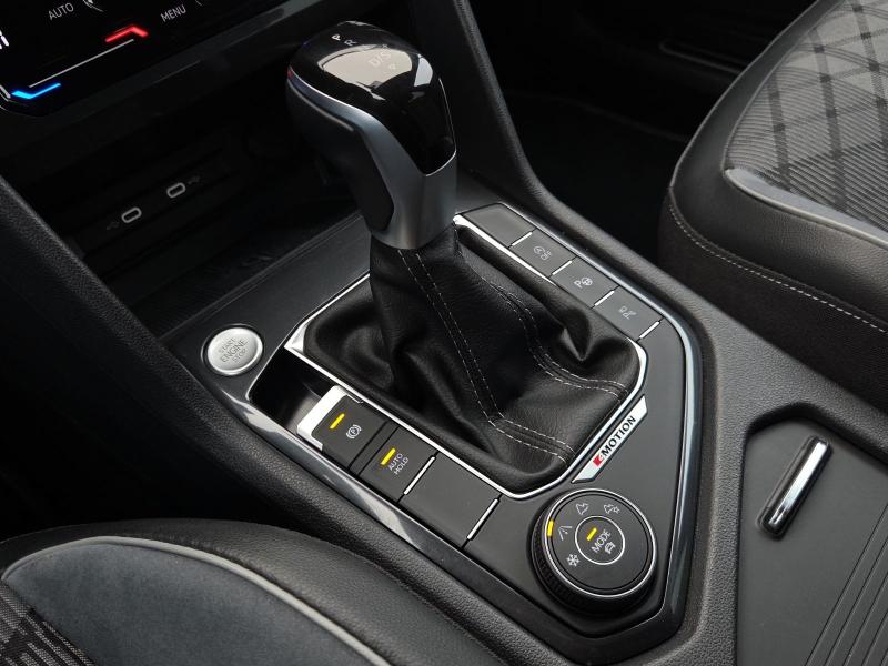 Volkswagen Tiguan Allspace R-Line – image 22 of 25