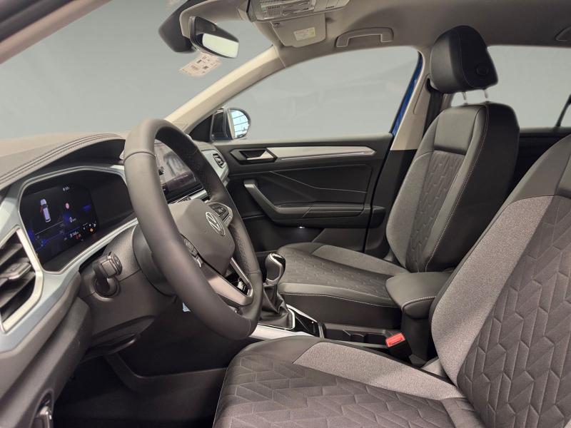 Volkswagen T-Roc Goal – image 10 of 18