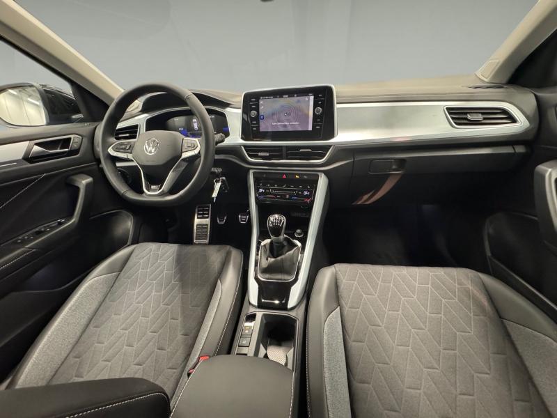 Volkswagen T-Roc Goal – image 16 of 18