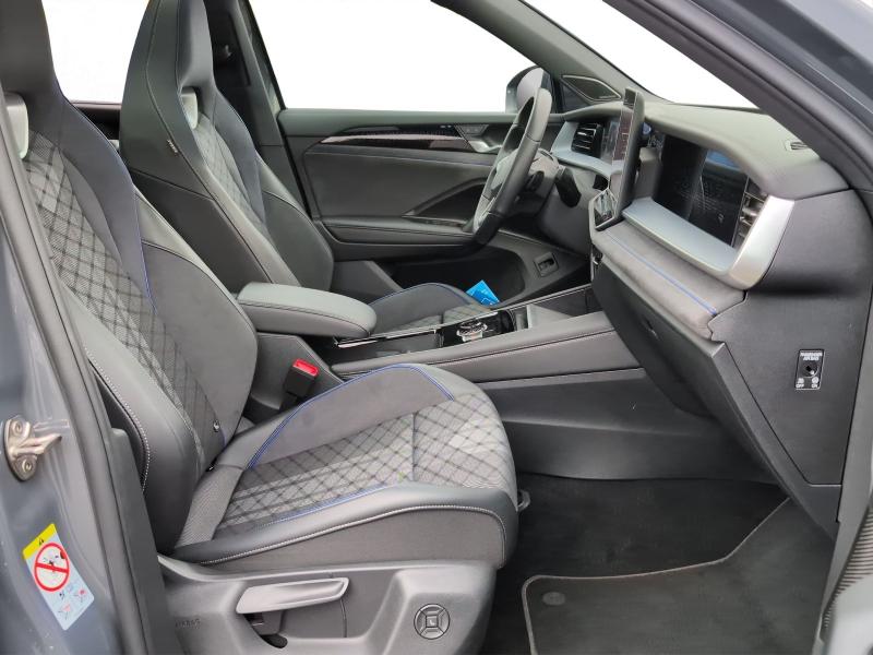 Volkswagen Tayron R-Line – image 4 of 24