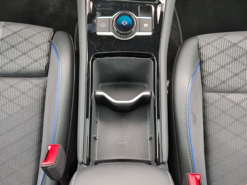 Volkswagen Tayron R-Line – image 7 of 24