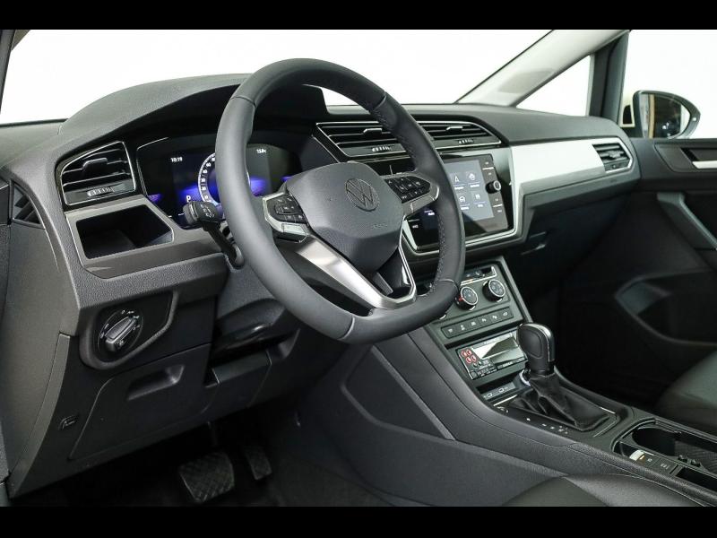 Volkswagen Touran Trendline – Bild 14 von 15