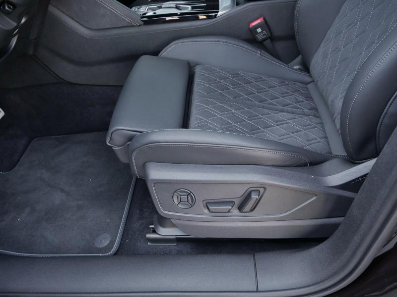 Audi SQ5 Exclusive – Bild 23 von 25