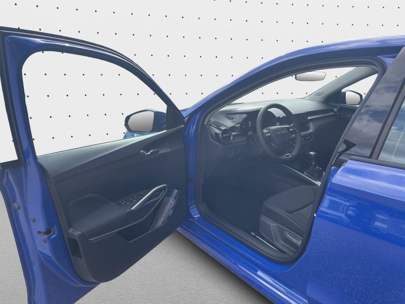 Škoda Fabia Selection – image 13 of 15