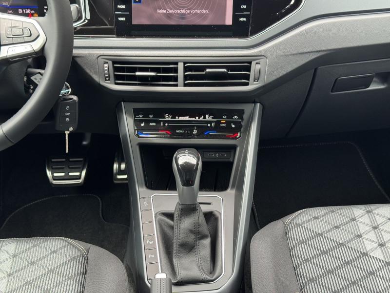 Volkswagen Taigo R-Line – image 7 of 15