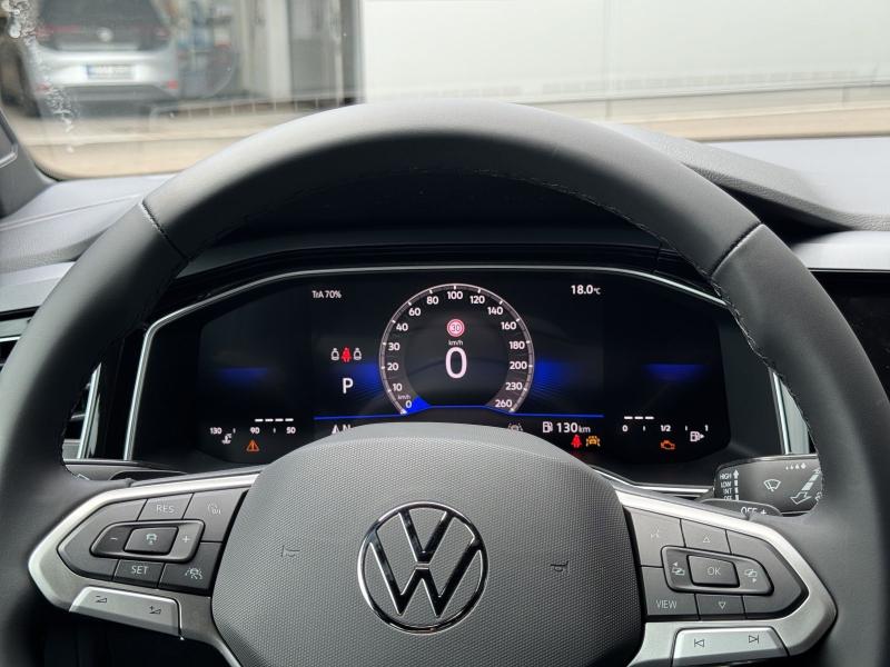 Volkswagen Taigo R-Line – image 9 of 15