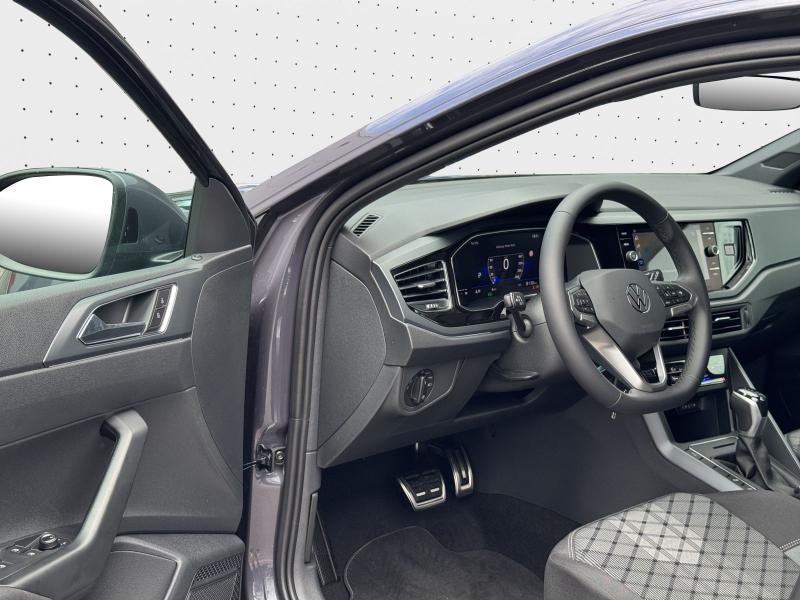 Volkswagen Taigo R-Line – image 12 of 15