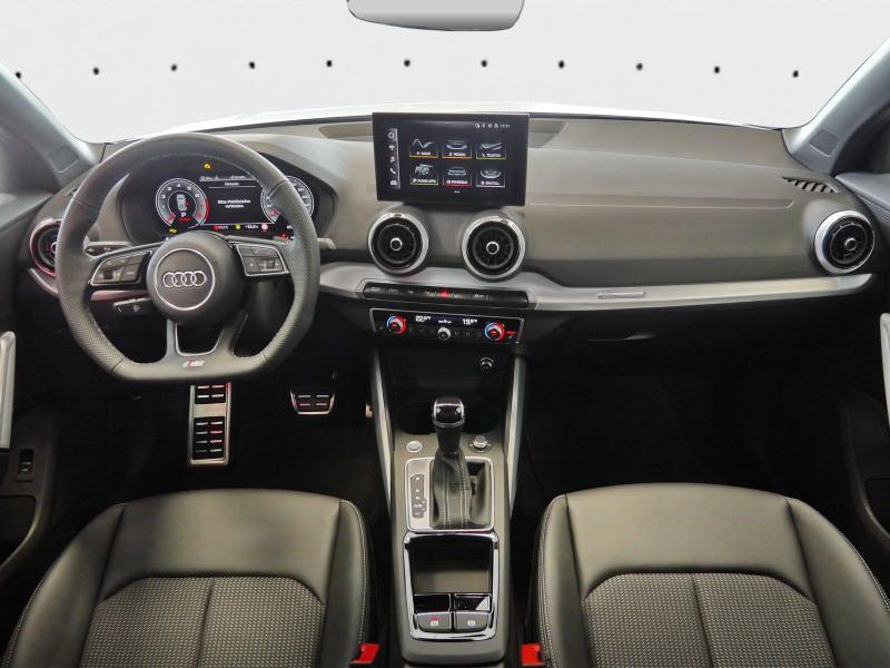 Audi Q2 S line – image 5 of 22