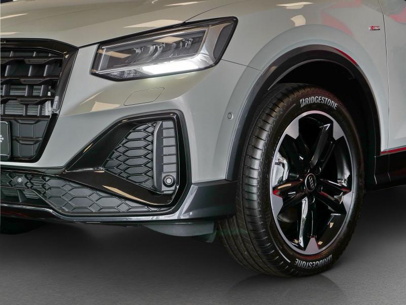 Audi Q2 S line – image 13 of 22