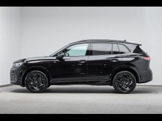 Volkswagen Tiguan R-Line – image 3 of 15