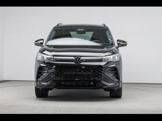 Volkswagen Tiguan R-Line – image 4 of 15