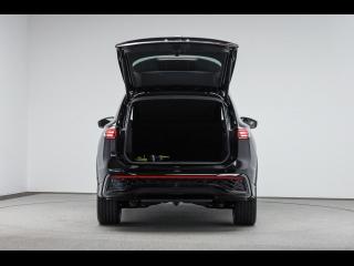 Volkswagen Tiguan R-Line – image 6 of 15